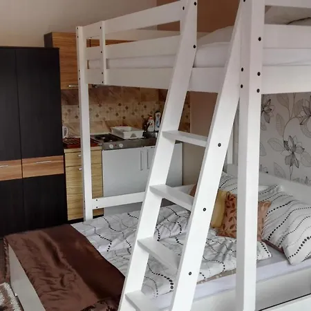 Sunshine Apartman Apartment