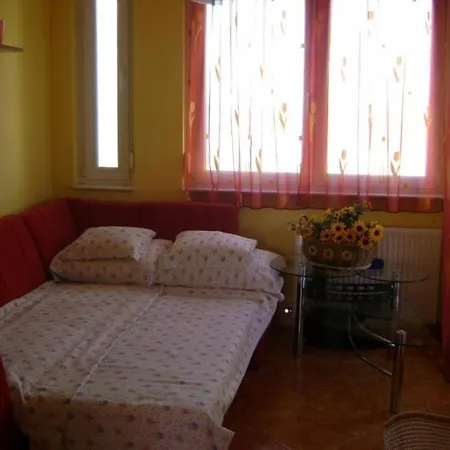 Sunshine Apartman Apartamento